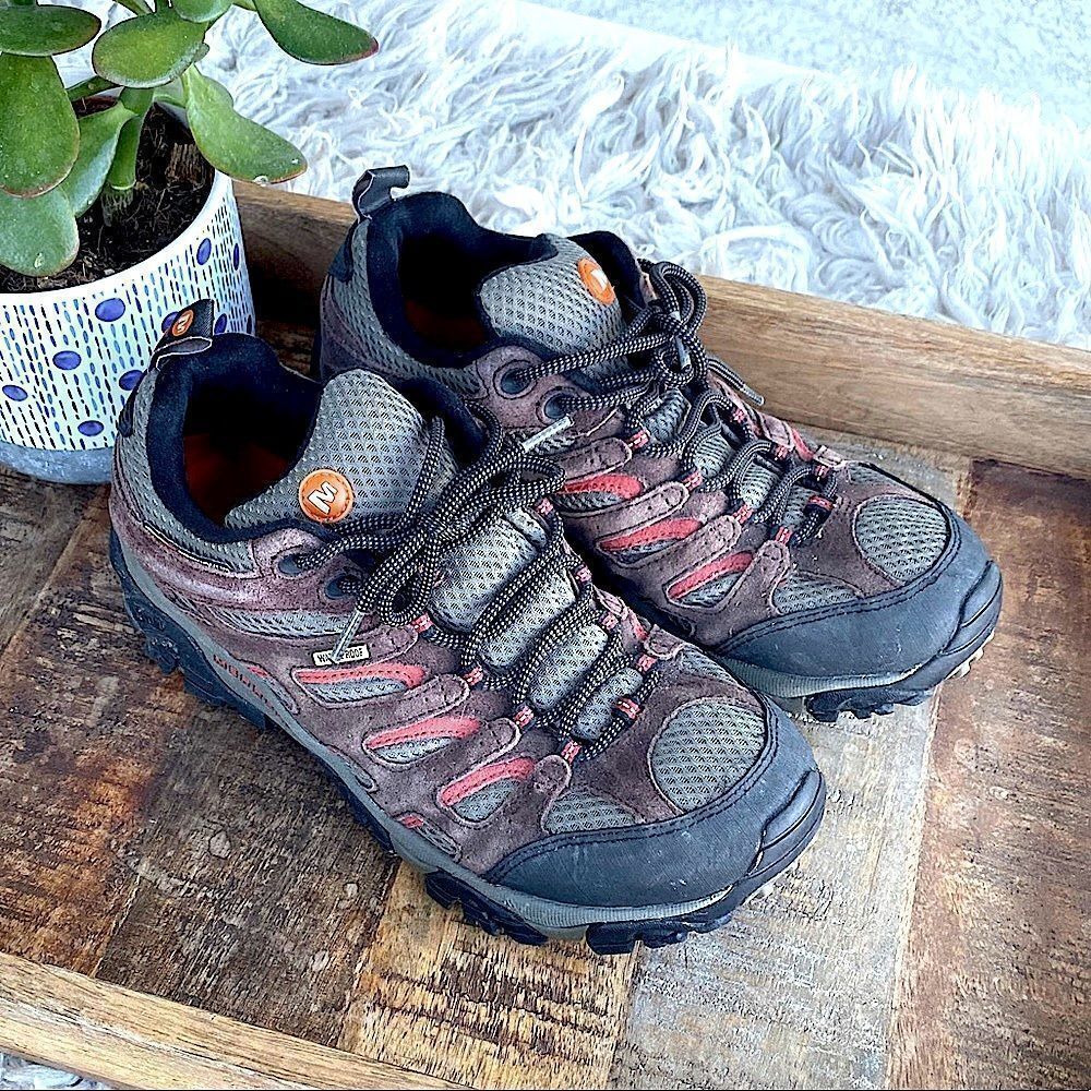 Size 8 Merrell Moab Waterproof Hiking Shoes Espresso - Picture 2 of 15
